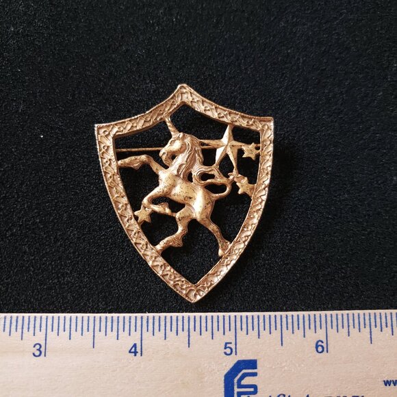 Vintage Unicorn Renaissance symbol of purity and grace  Brooch Pin - Picture 4 of 5